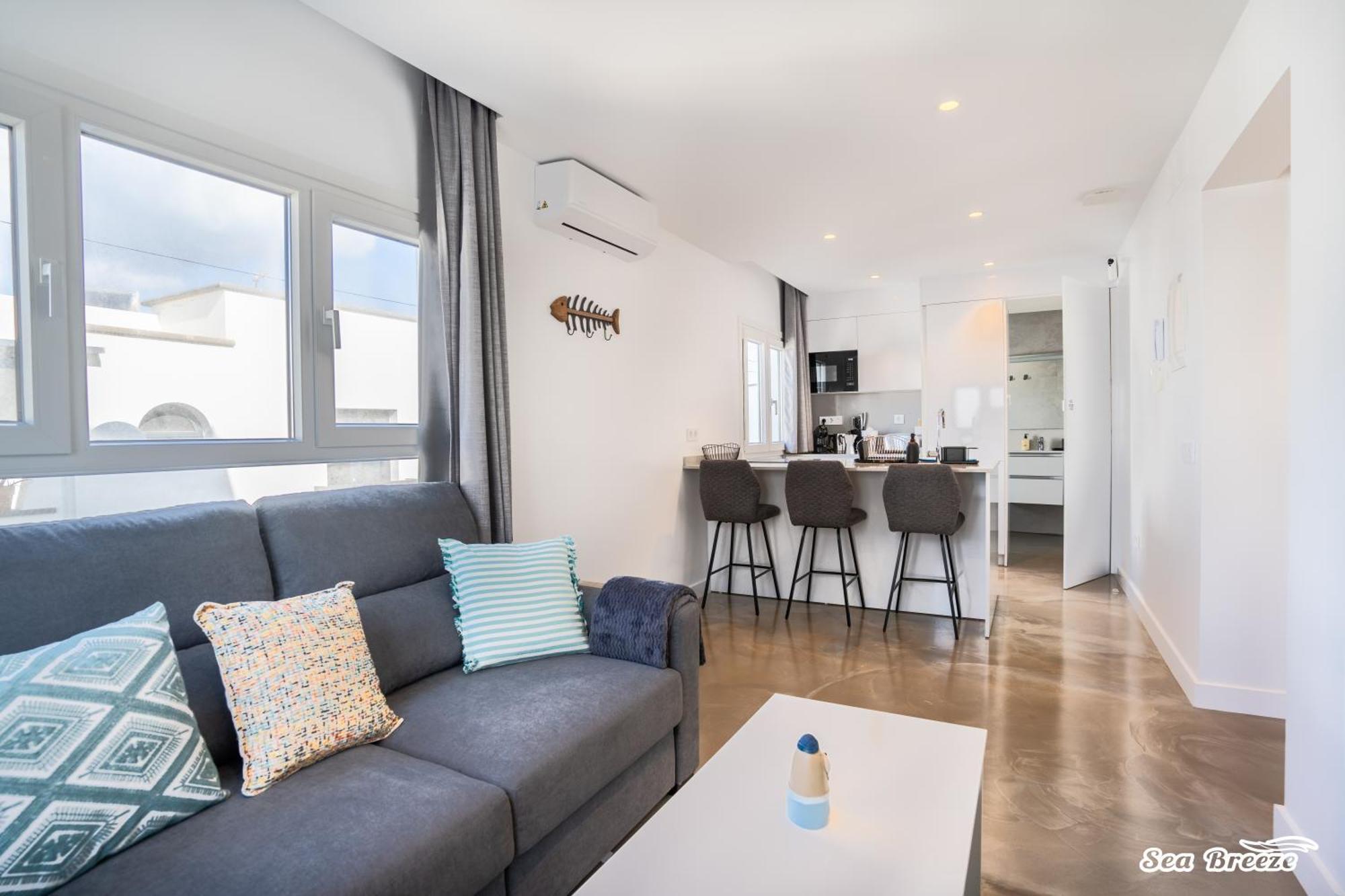 2 Apartments Sea Breeze Famara Exterior photo