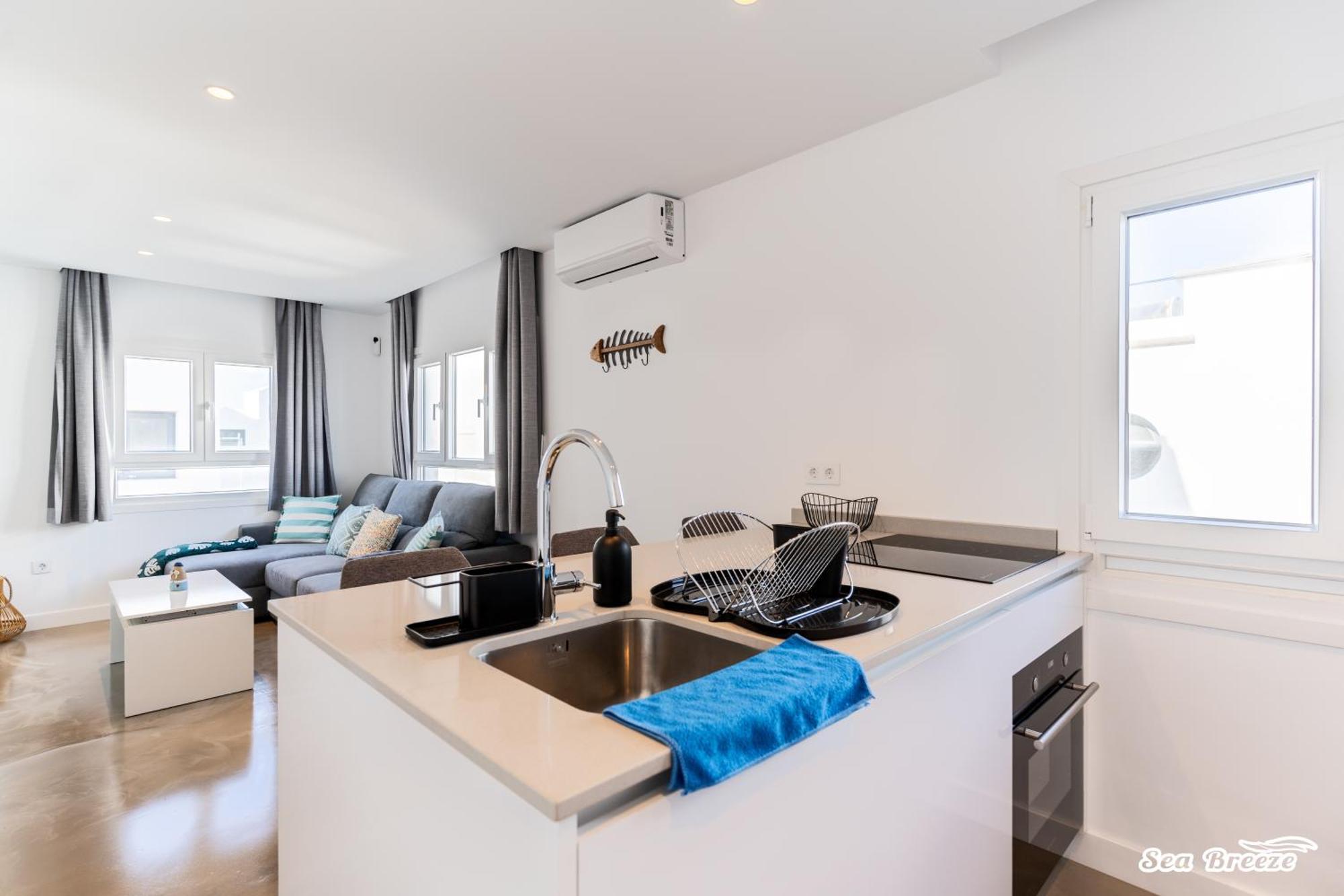 2 Apartments Sea Breeze Famara Exterior photo