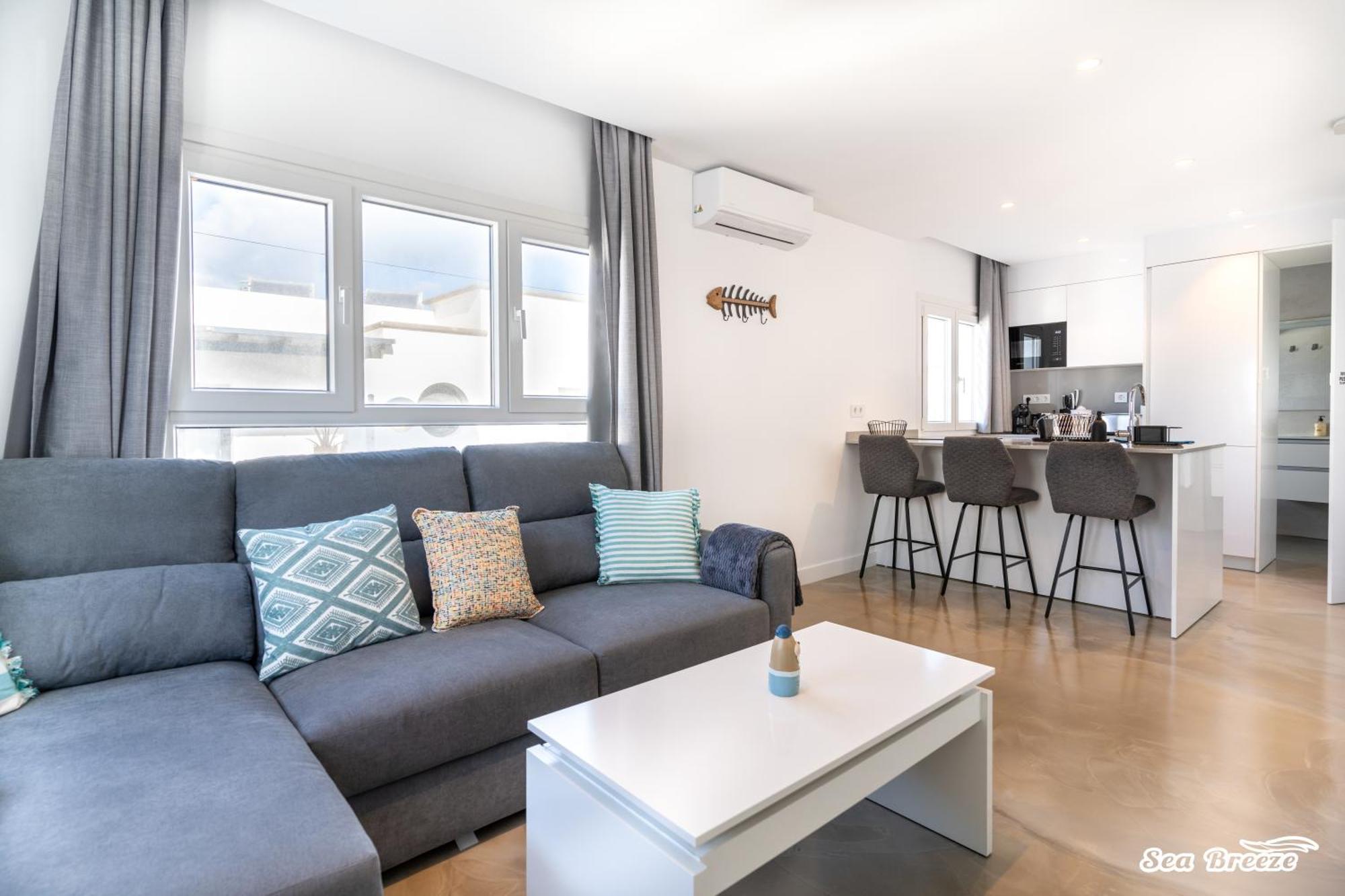 2 Apartments Sea Breeze Famara Exterior photo