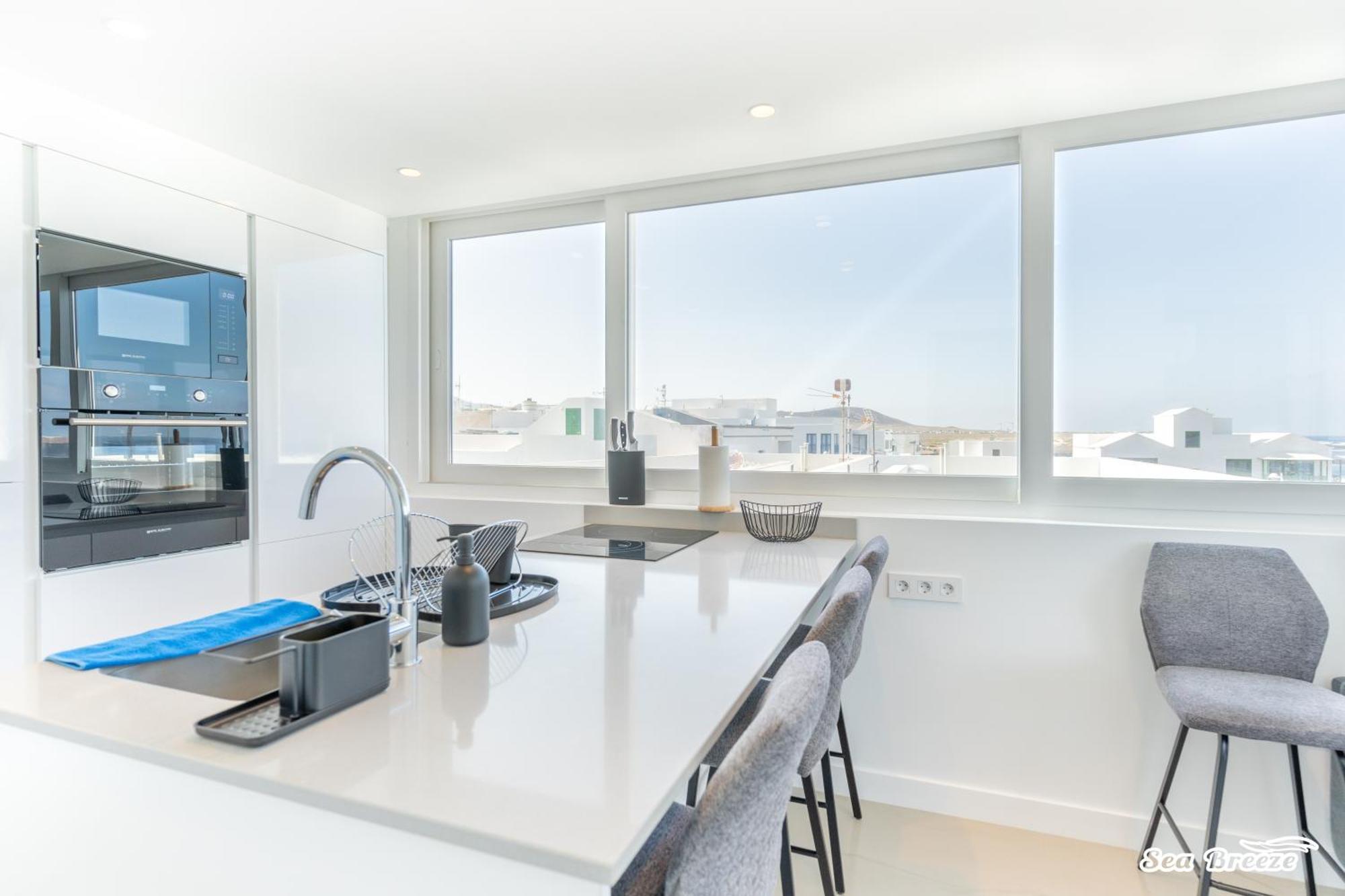2 Apartments Sea Breeze Famara Exterior photo